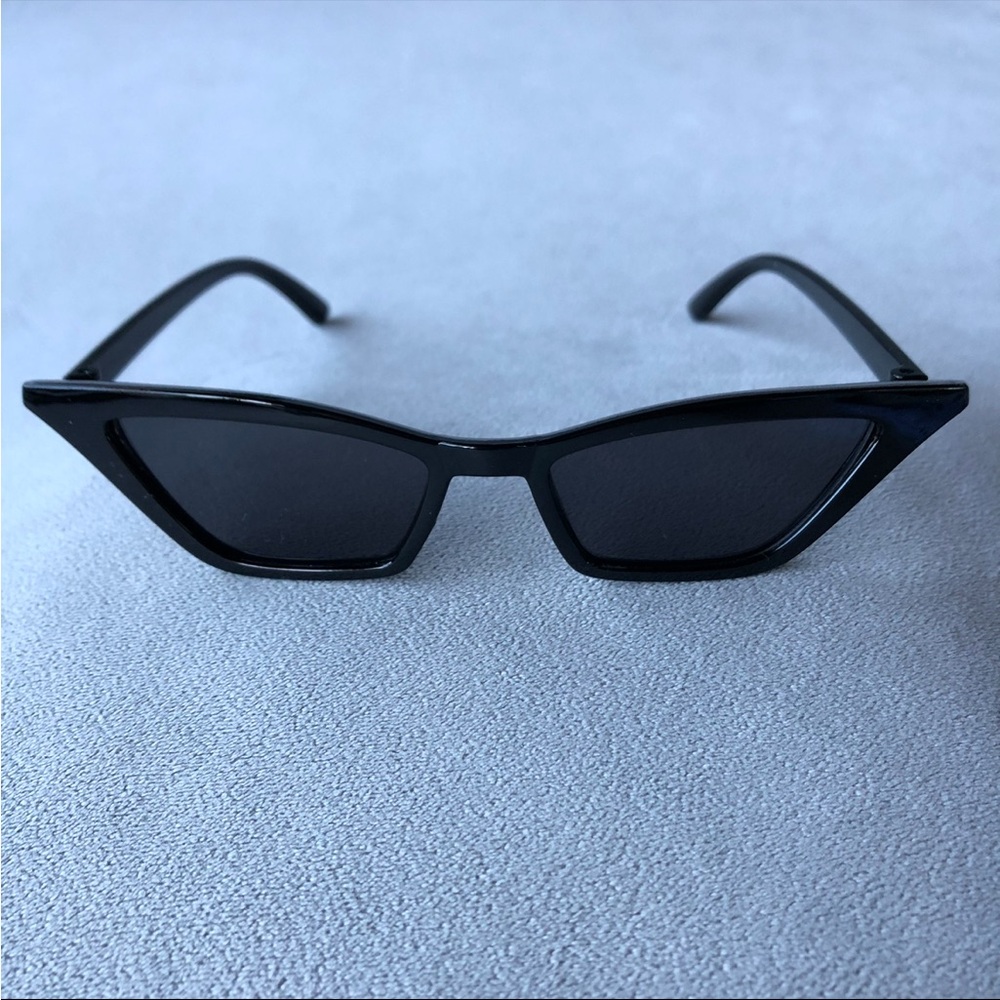 Black Square Frame Cat Eye Sunglasses ~ Brand New!